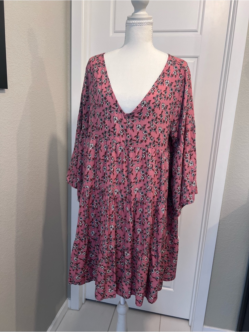 NATURAL LIFE Rose Pink Floral V-Neck Tunic Dress